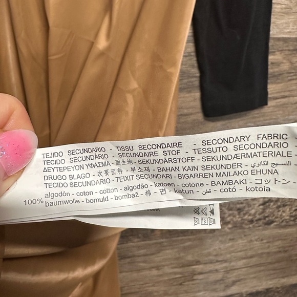 Zara Black and Tan A-Line Maxi Dress with Long Sleeves for Cocktail Events - Picture 7 of 9